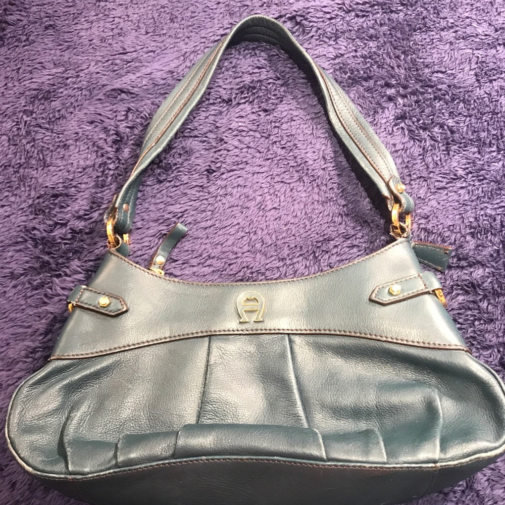 Etienne Aigner purse